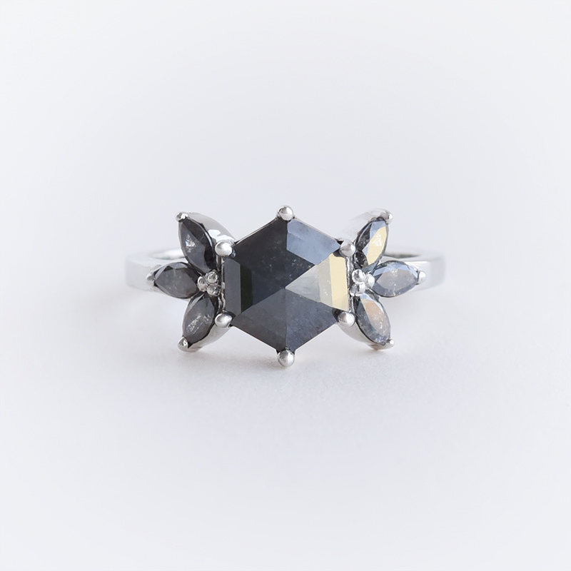 Prsten s hexagon salt and pepper diamantem 96422