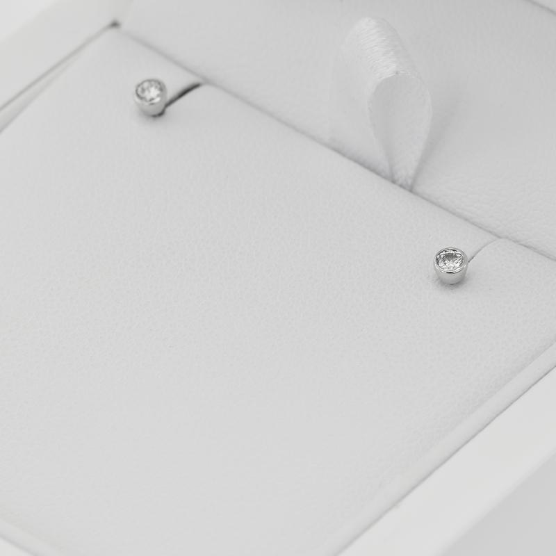 Stříbrné minimalistické bezel náušnice s diamanty Wendy 102873