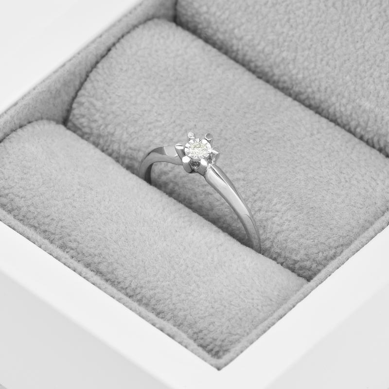 Zásnubní prsten ve stylu solitér s moissanitem Leandra 105213