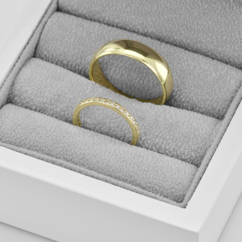 Dámský eternity prsten s moissanity a komfortní pánský prsten Mewya 105293