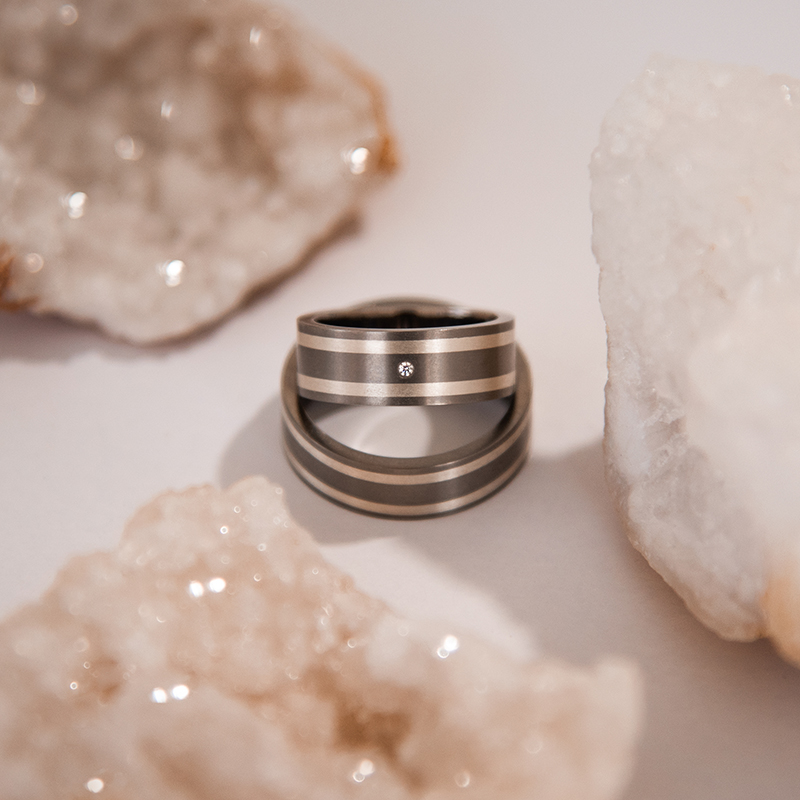 Snubní prsteny z titanu a stříbra s diamantem Javier 108493