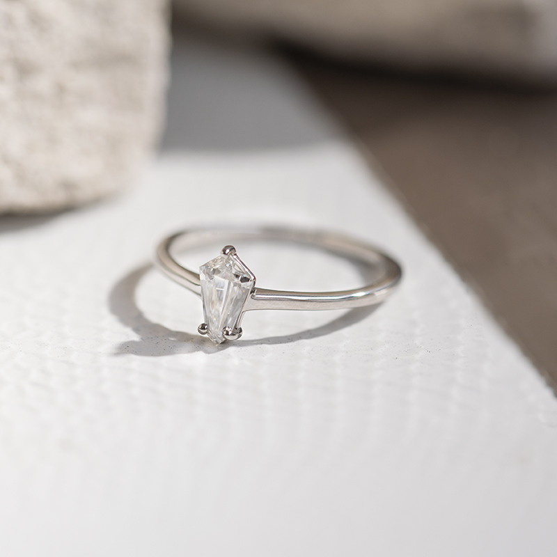 Zásnubní prsten s 0.43ct IGI certifikovaným lab-grown diamantem Greta 111383