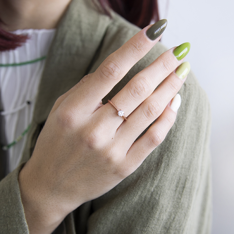 Elegantní zásnubní prsten s diamanty Nixon 111433