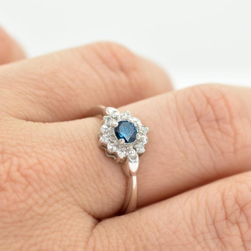 Zásnubní prsten s modrým diamantem 12803