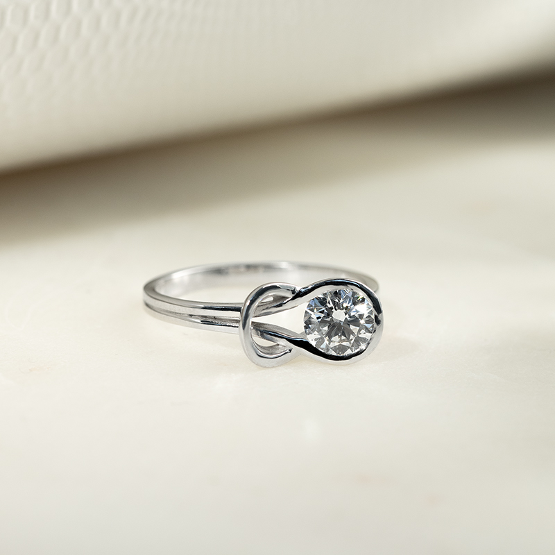 Zásnubní prsten s diamantem Cearah 134073