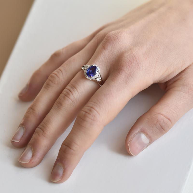Tanzanitový prsten s diamantem 17913