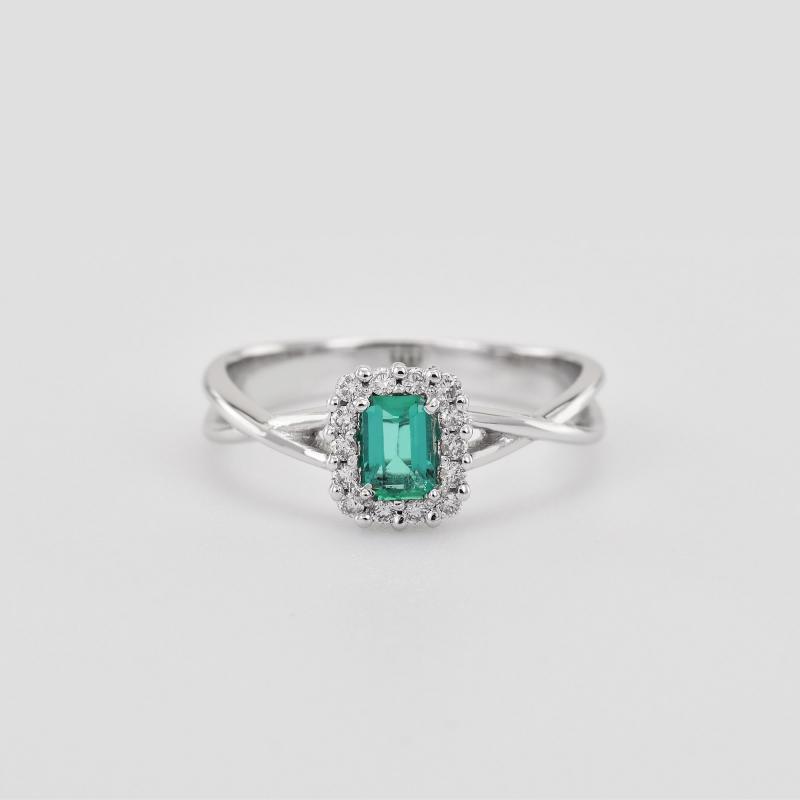 Jemný smaragdový prsten 29713