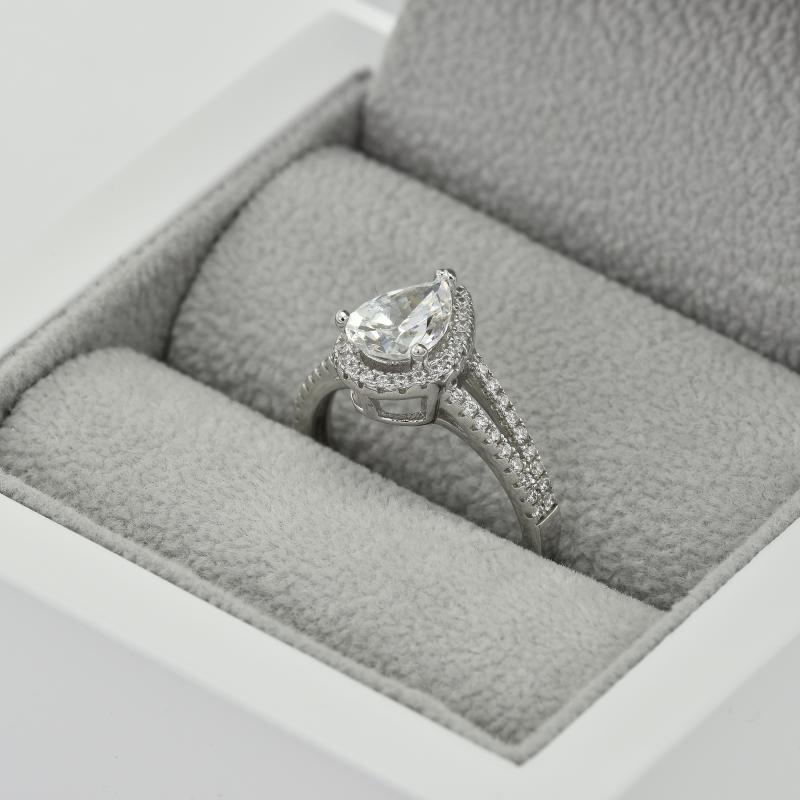 Prsten s diamanty 36393