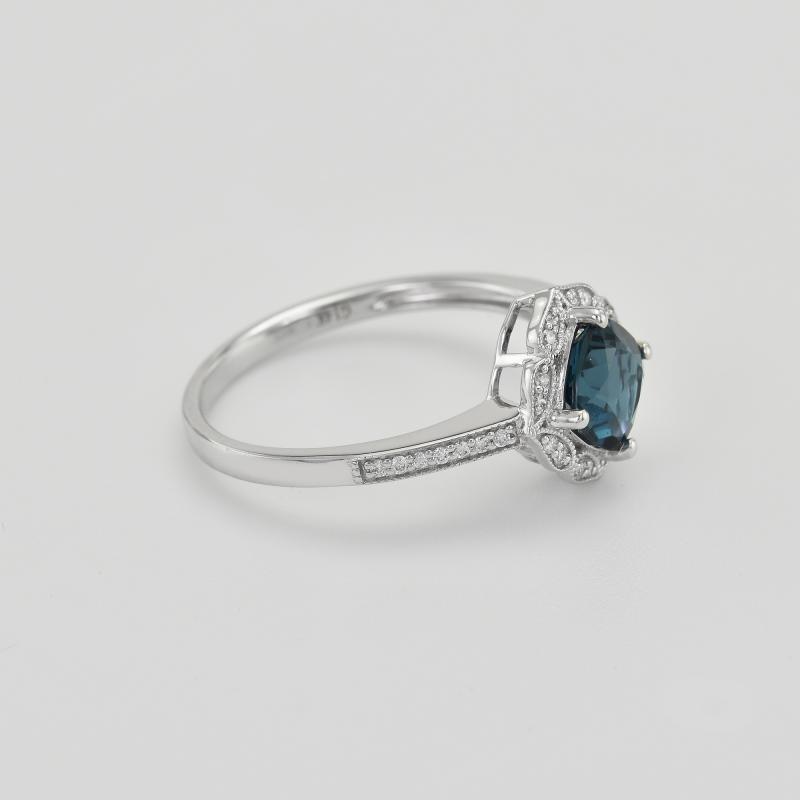 Prsten s modrým topazem 37863