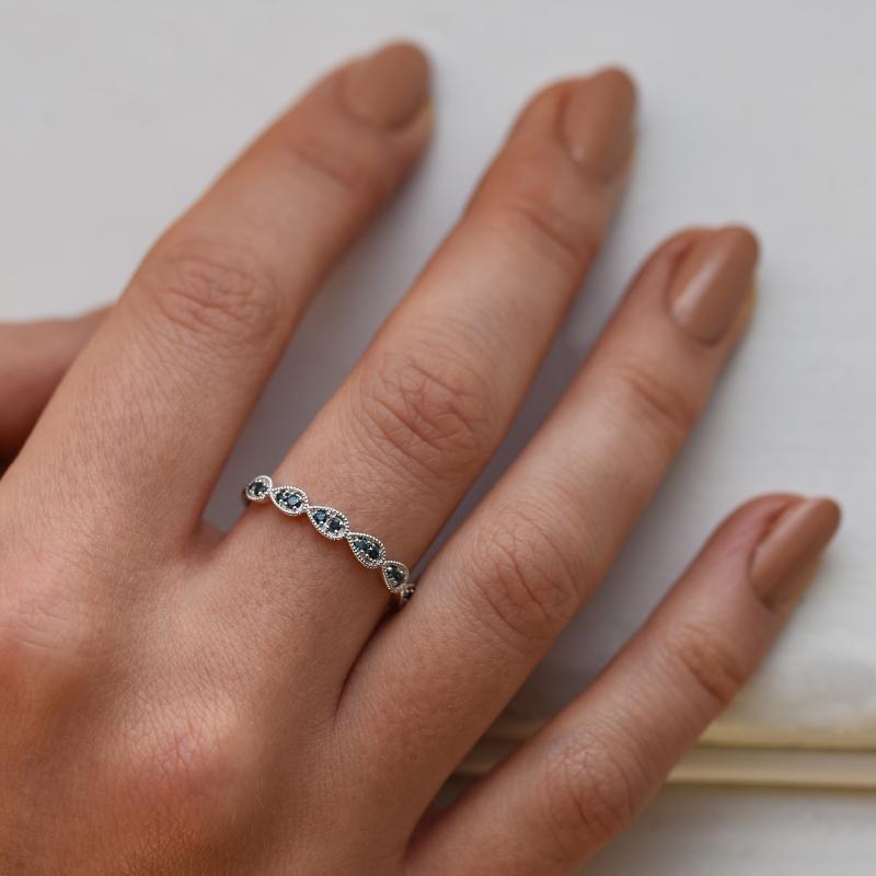 Zlatý prsten s modrými diamanty 41113