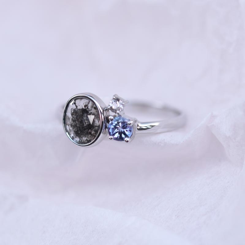 Prsten s šedým diamantem 49713