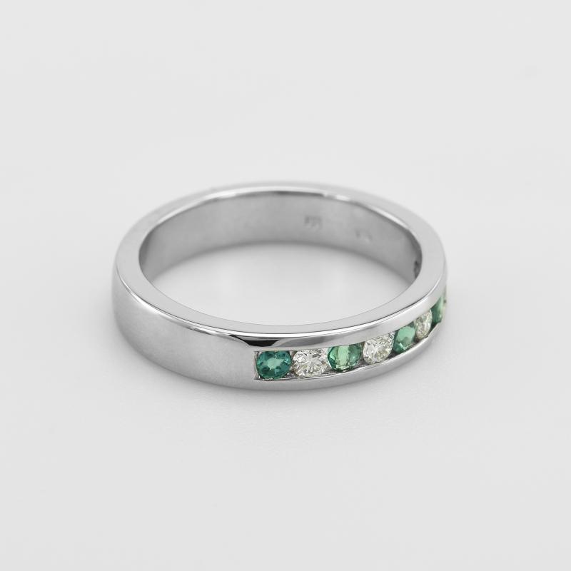 Platinový prsten plný smaragdů 49763