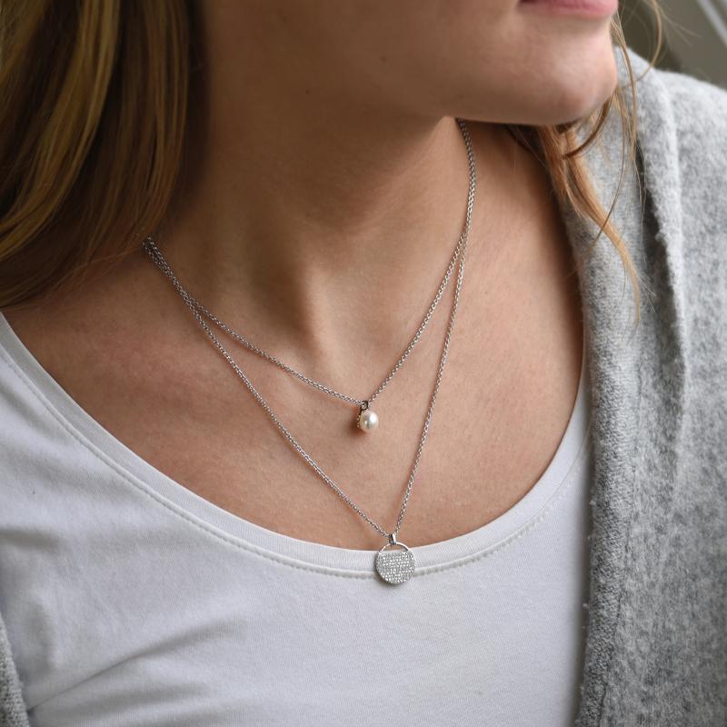 Dvojitý stříbrný náhrdelník s perlou a zirkony 51773