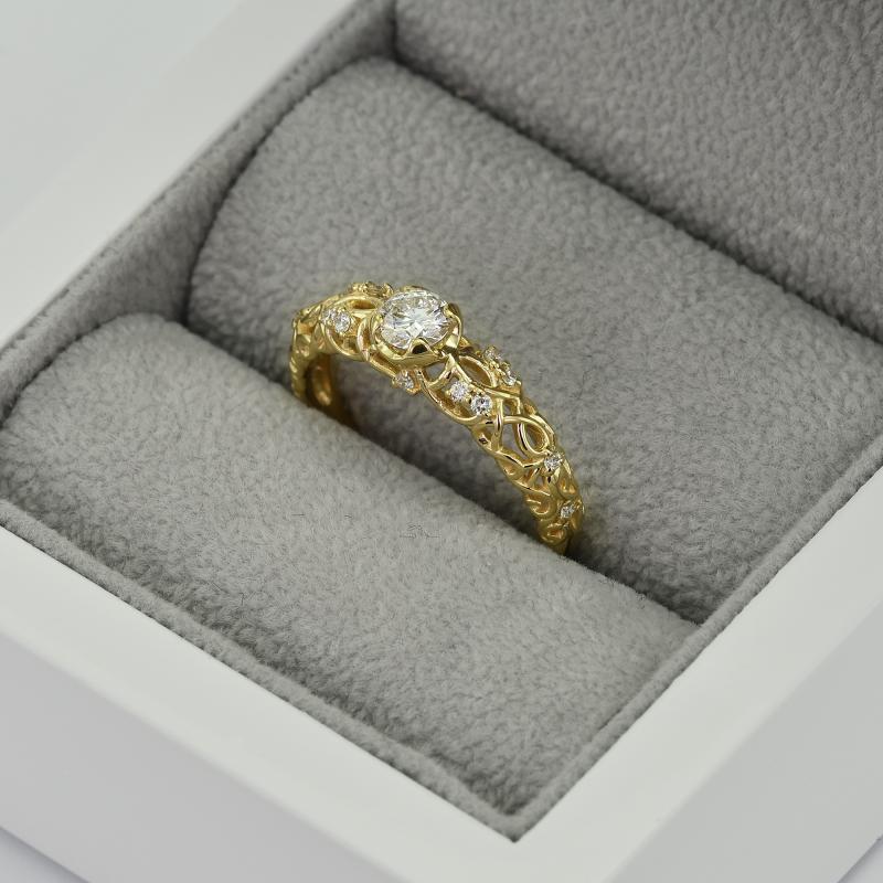 Zlatý prsten 65903