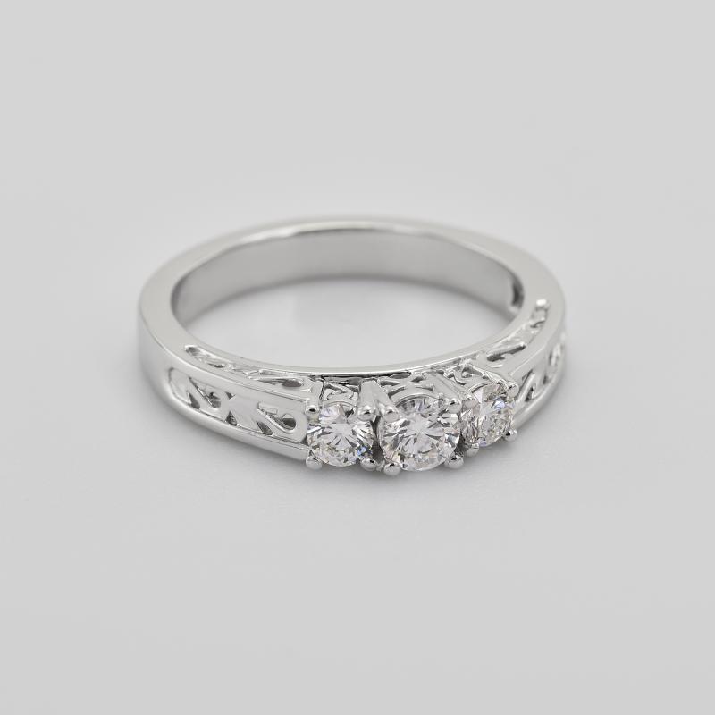 Zlatý prsten s diamanty 66063