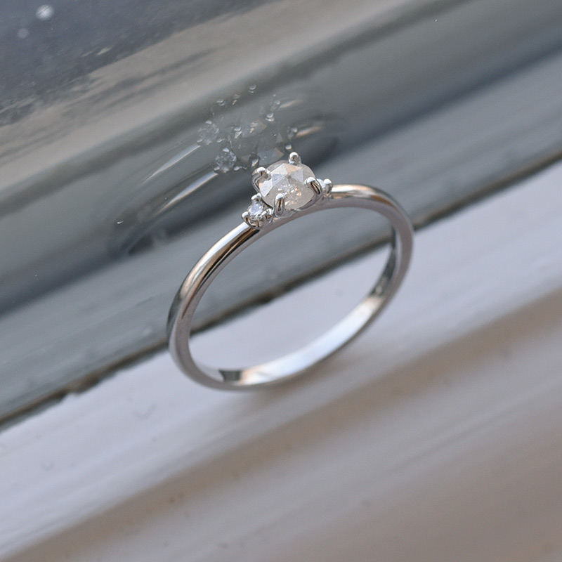Prsten s diamantem 68053