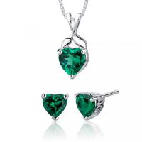 Srdíčková kolekce ze stříbra se simulovanými smaragdy Jahnavi