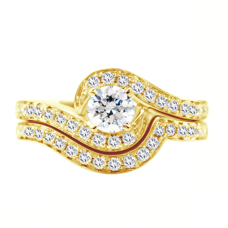 Set zlatých prstenů s diamanty