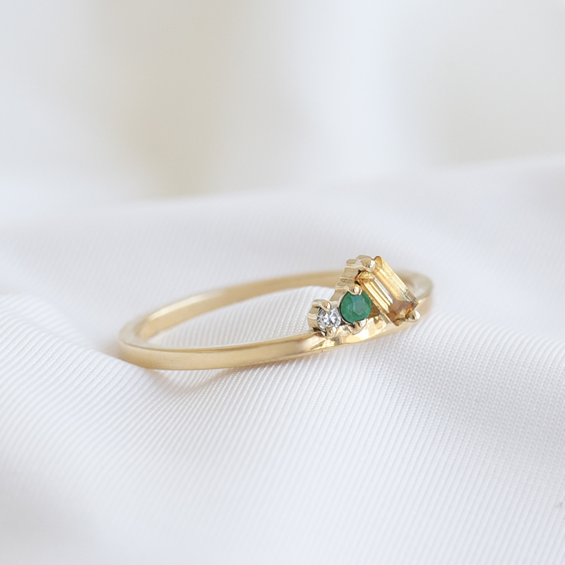 Drahokamový cluster prsten ze žlutého zlata