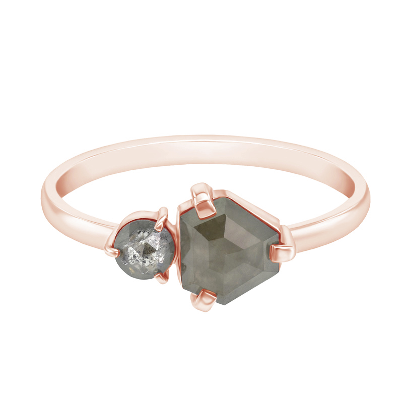 Netradiční zlatý prsten s hexagon a round šedými diamanty Florine 97473