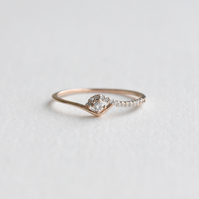 Stříbrný romantický prsten s lab-grown diamanty Anthia 104564