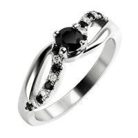 Zásnubní prsten s černými a bílými diamanty Ewie