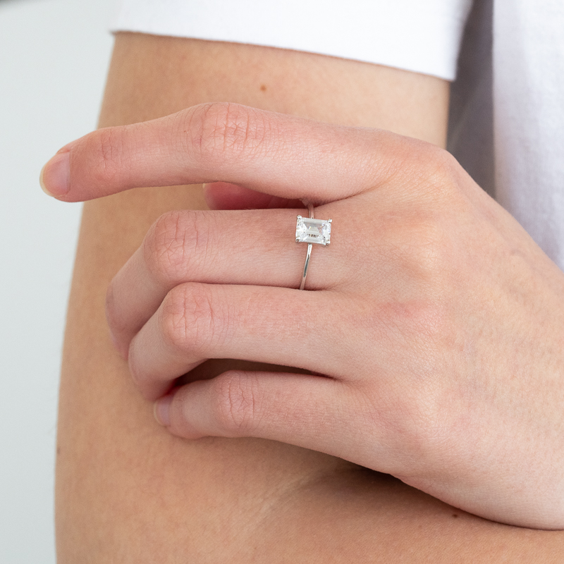 Zásnubní prsten s emerald lab-grown diamantem Olson 124724