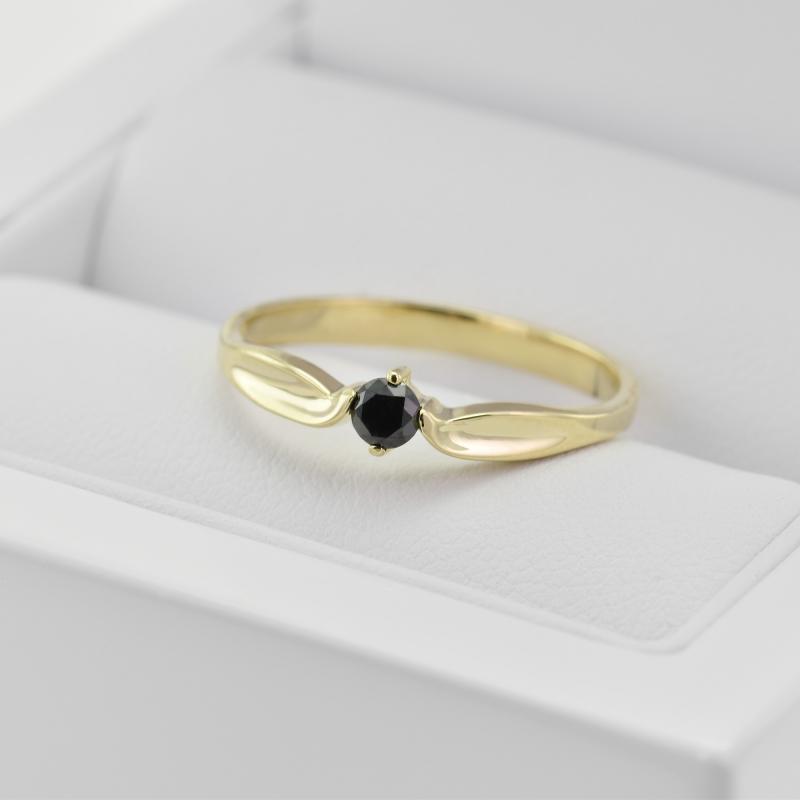 Zásnubní prsten s černým diamantem 19574