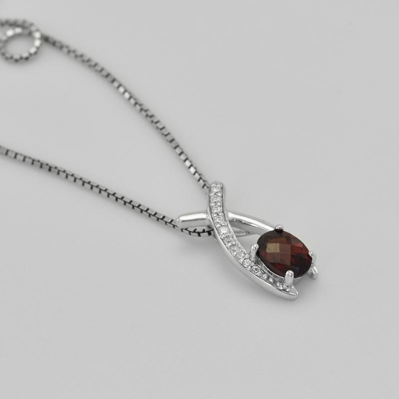  Stříbrný náhrdelník s granátem a zirkony Devinn 41214
