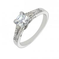 Platinový zásnubní prsten s princess diamantem Yami
