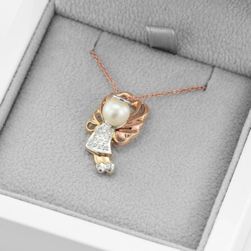 Stříbrný anděl v náhrdelníku s perlou a lab-grown diamanty Angel 104255