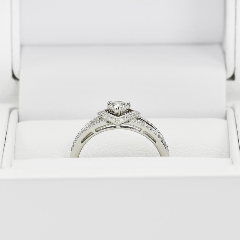Luxusní zásnubní prsten 11695