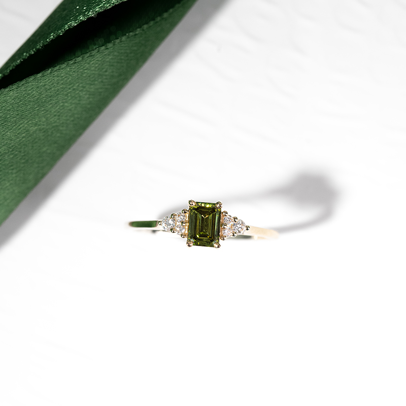 Zásnubní prsten s 0.43ct IGI certifikovaným zeleným lab-grown diamantem Miha 125955