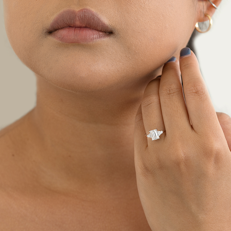 Zásnubní prsten s emerald diamantem Miha 126255