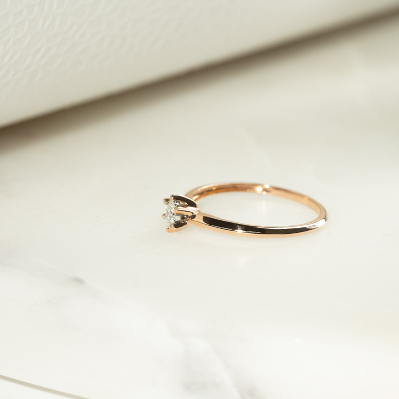 Zásnubní prsten ve stylu solitér s moissanitem Leandra 134085