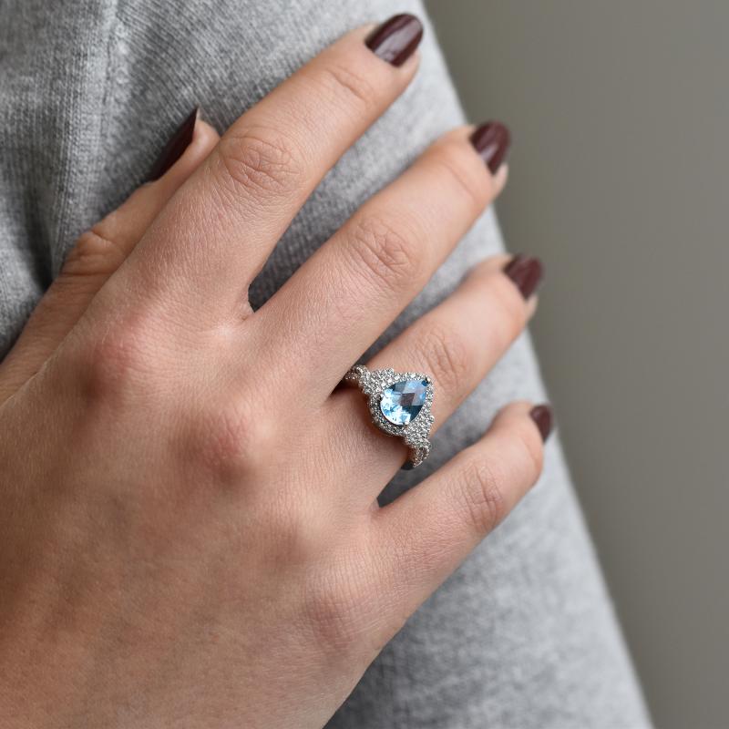 Stříbrný prsten se švýcarským topazem 43195