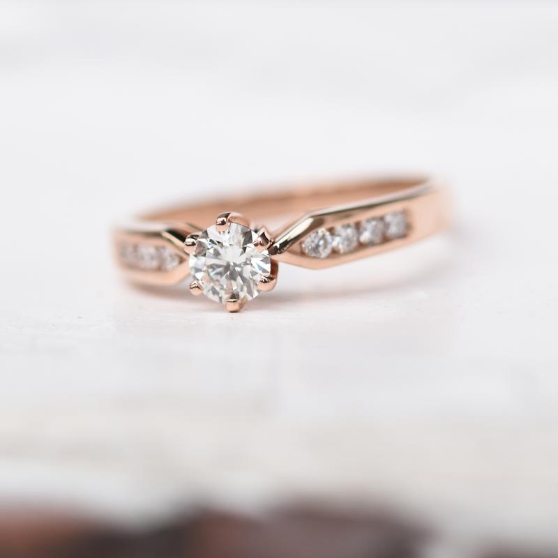 Zlatý zásnubní prsten s certifikovaným diamantem 49375