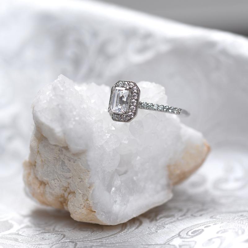 Zásnubní prsten s diamantem 49625