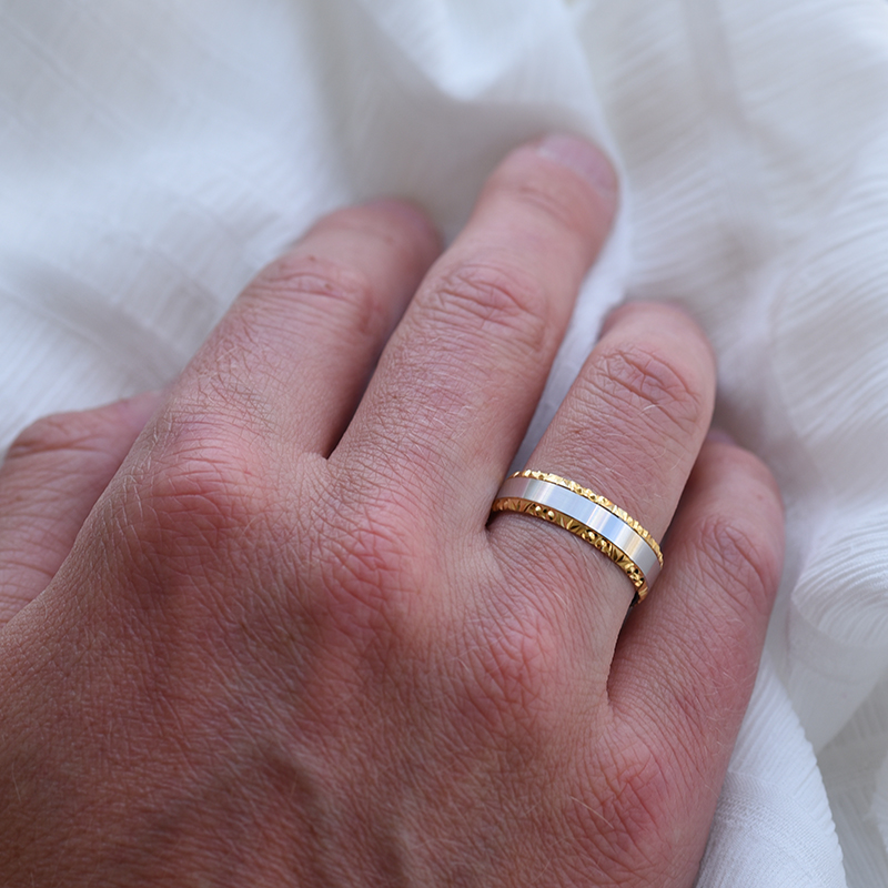Pánský snubní prsten 64355