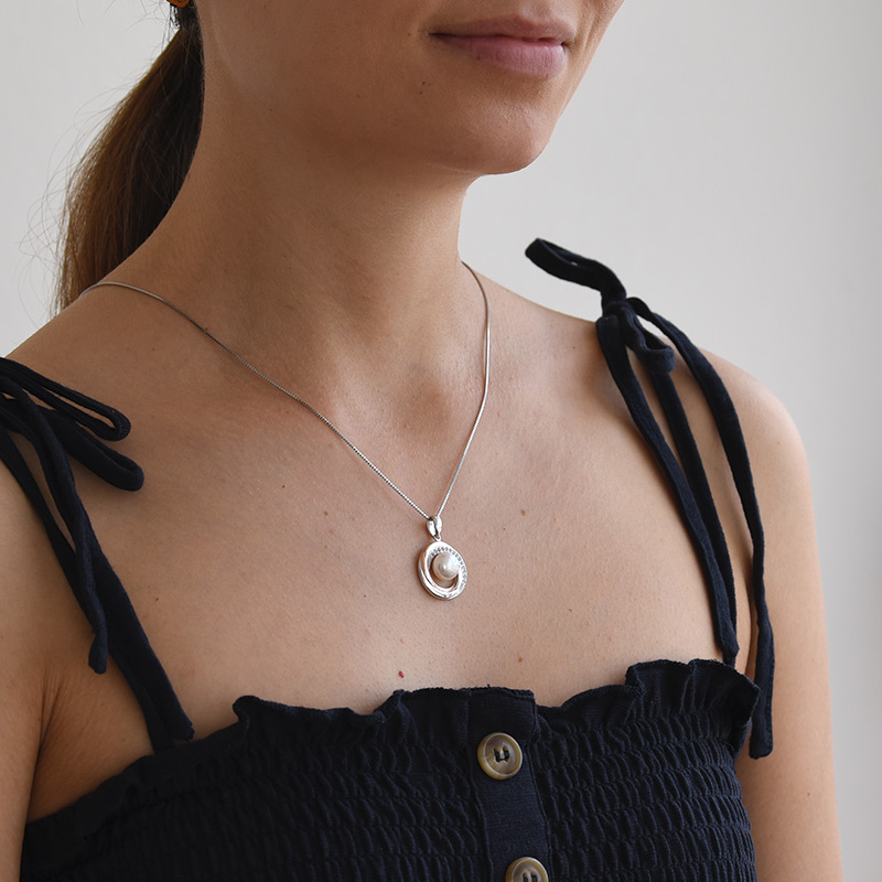 Fashion náhrdelník s perlou 69255