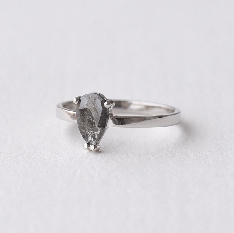 Diamantový prsten 74675