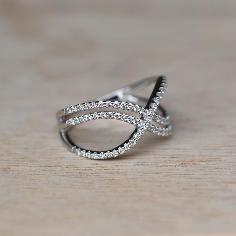 Diamantový eternity prsten 