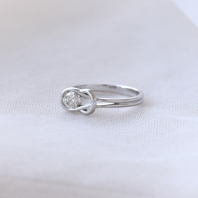 Diamantový prsten ze zlata 83535