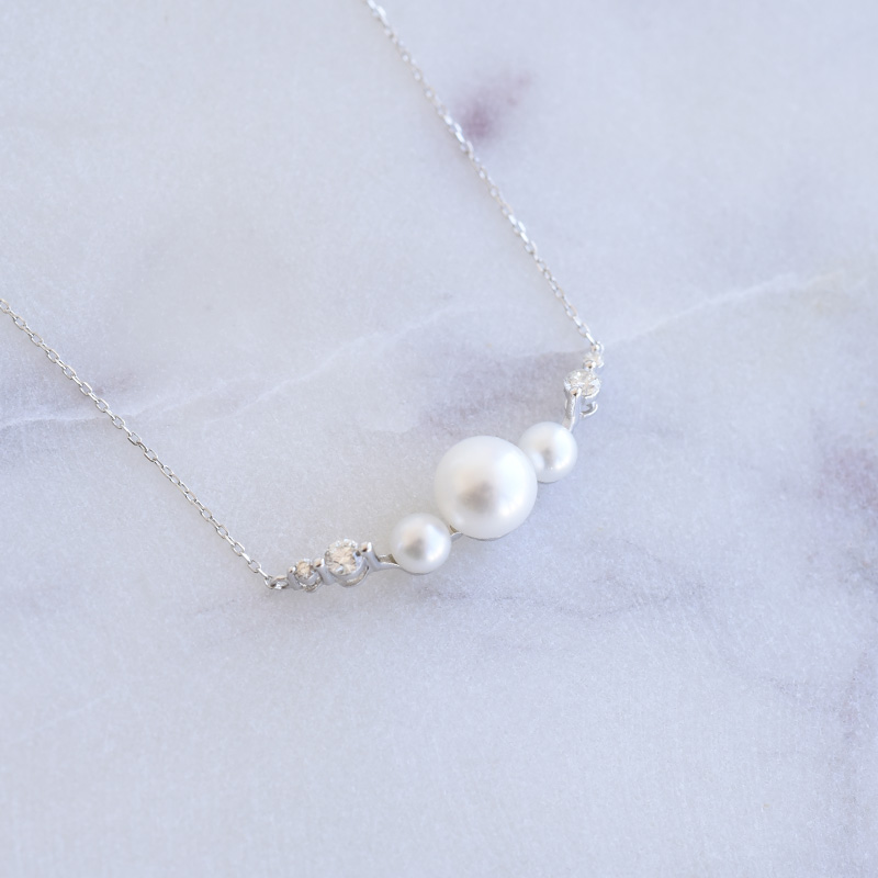 Náhrdelník s perlami