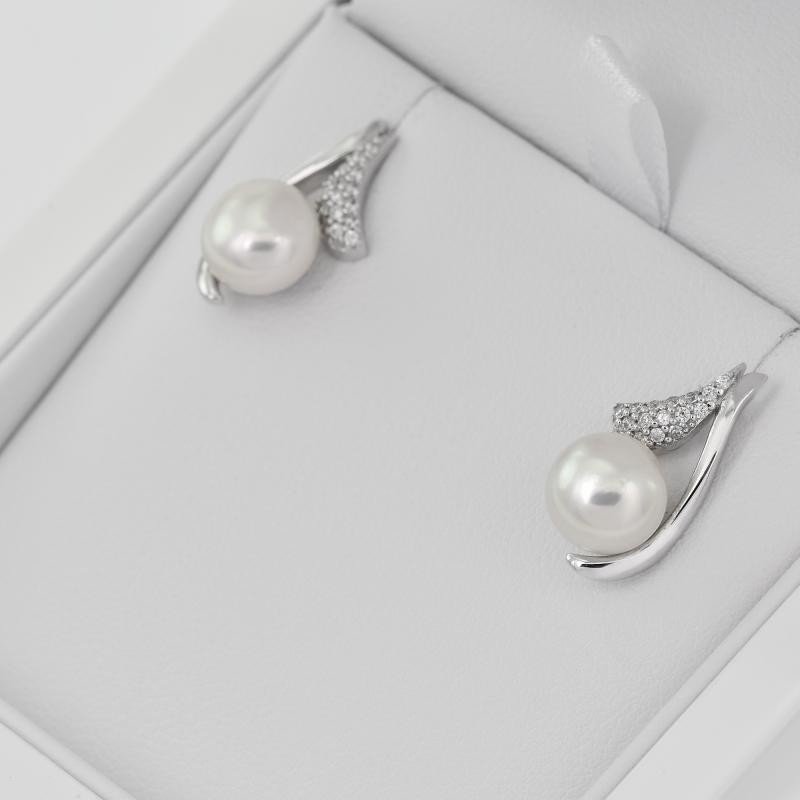 Stříbrné náušnice s perlami Lomina