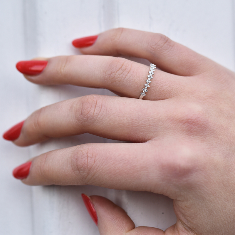 Romantický eternity prsten s lab-grown diamanty Betsy 101426