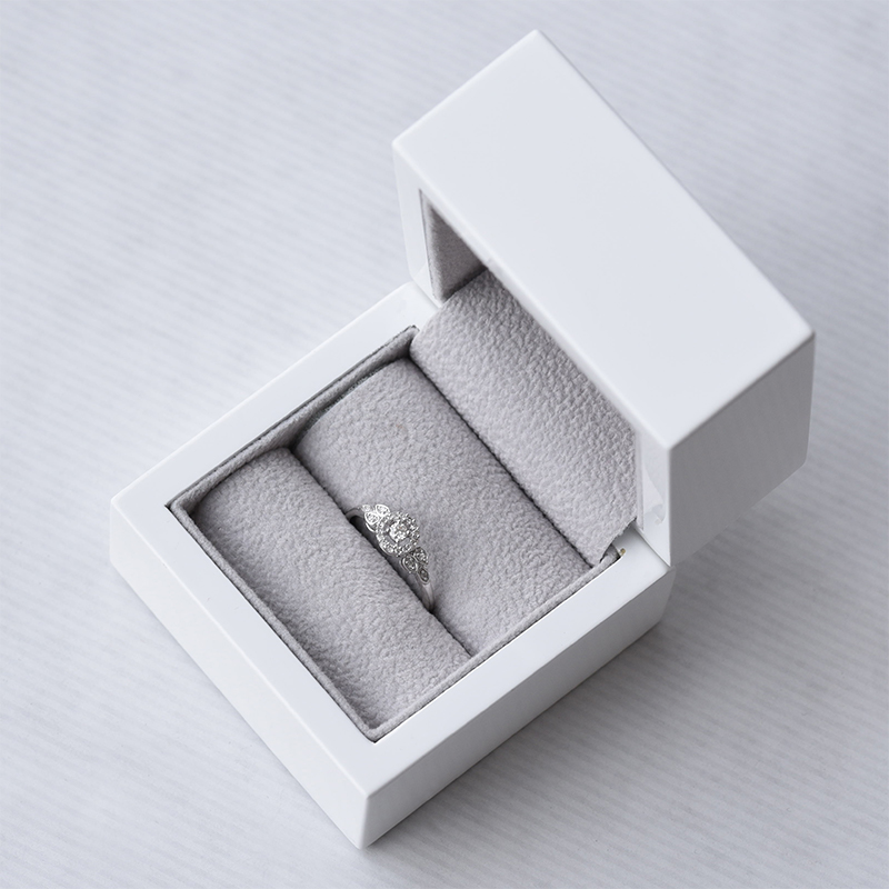 Stříbrný halo prsten s lab-grown diamanty Avila 104706