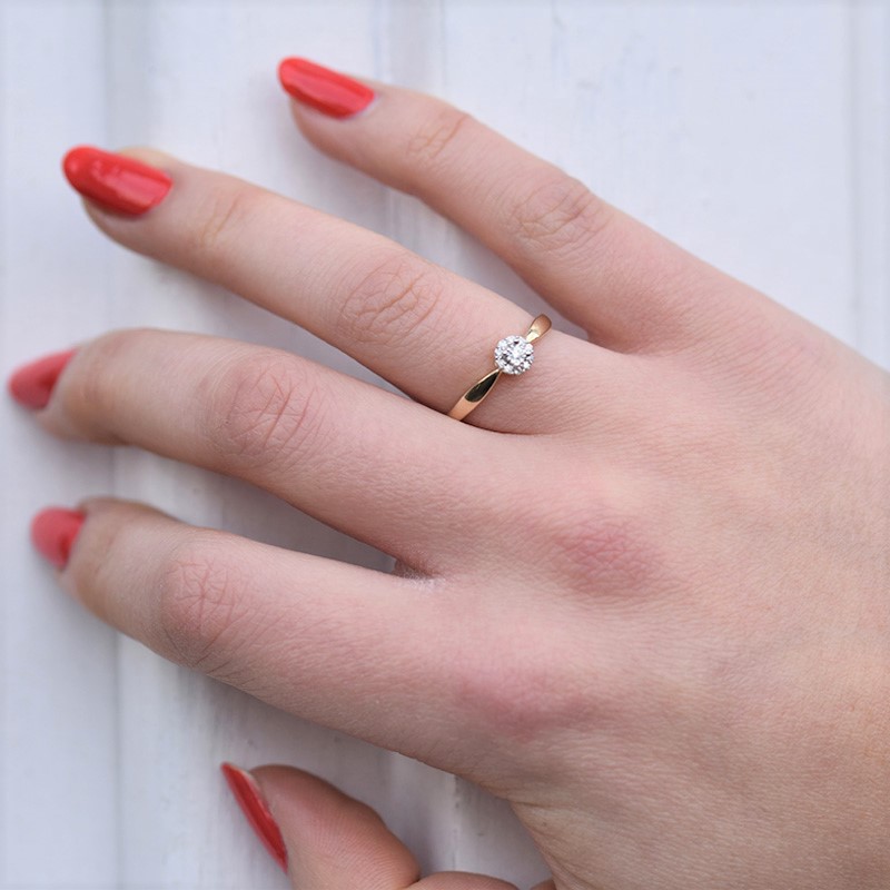 Zásnubní prsten v halo stylu Arline 106816