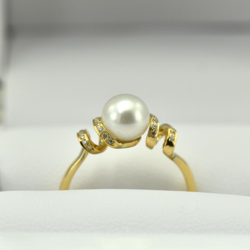 Perlový prsten s diamanty 10856