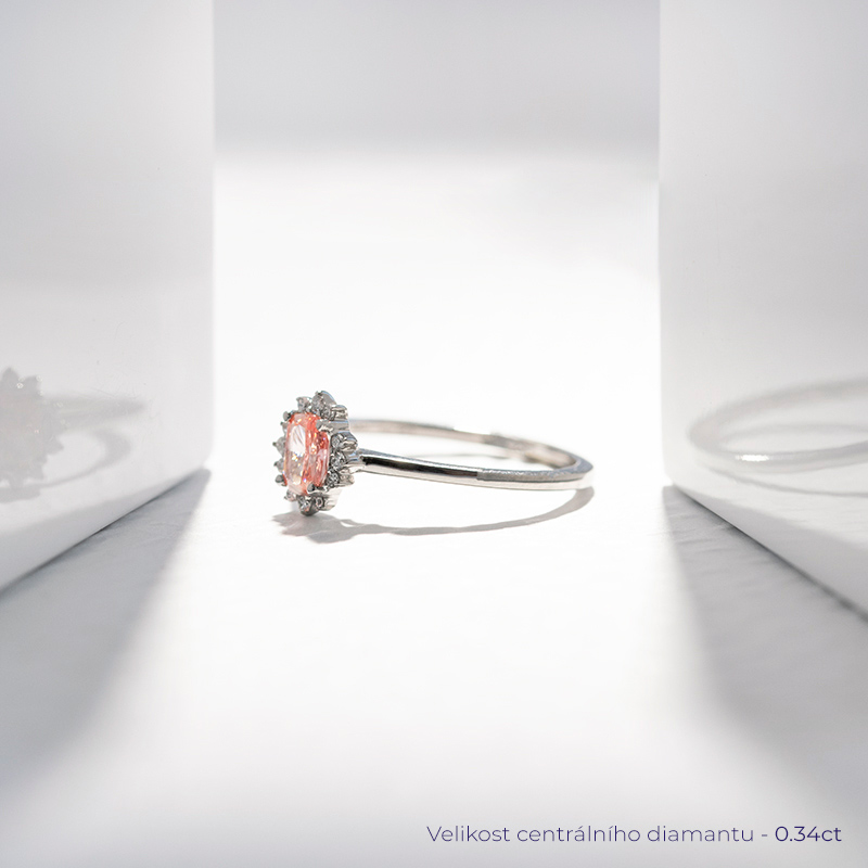Zásnubní prsten s certifikovaným fancy pink lab-grown diamantem Bayo 114186